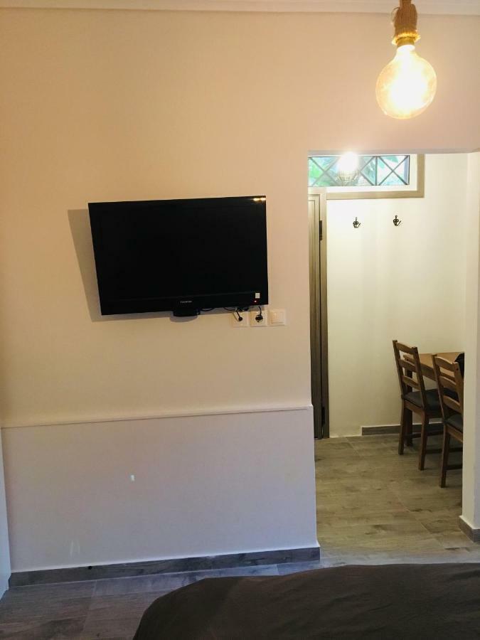 Anastasis Apartment In Palaio Faliro เอเธนส์ ภายนอก รูปภาพ