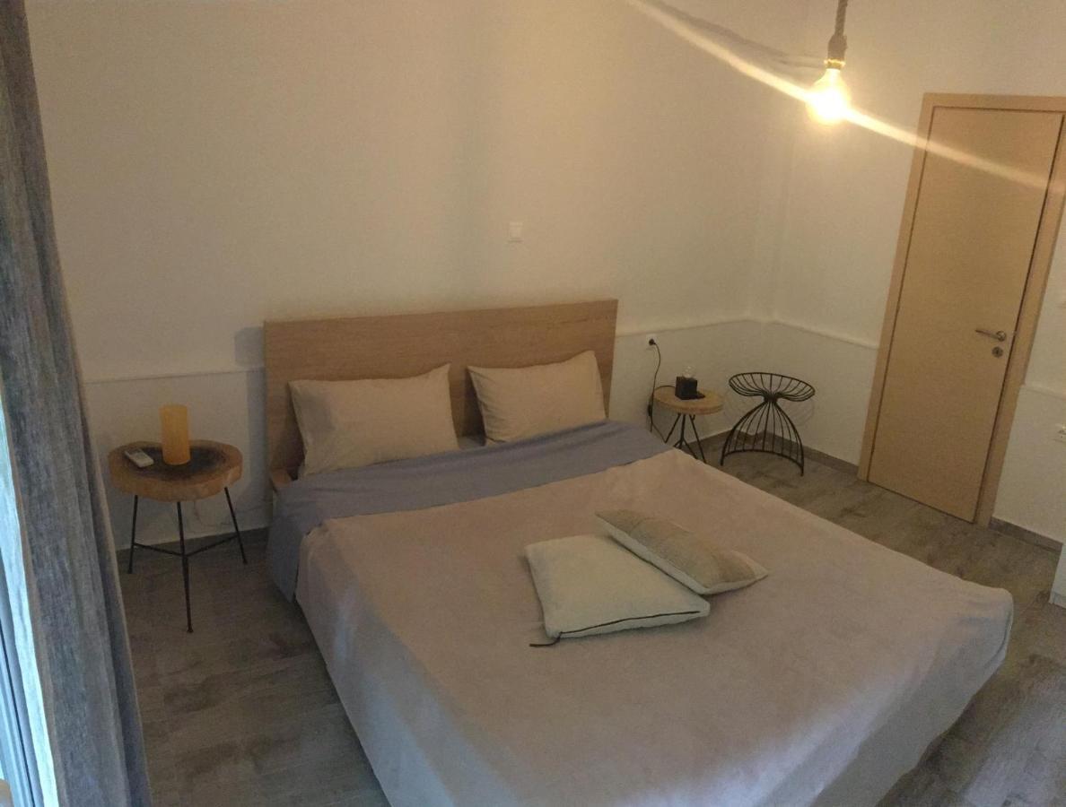 Anastasis Apartment In Palaio Faliro เอเธนส์ ภายนอก รูปภาพ